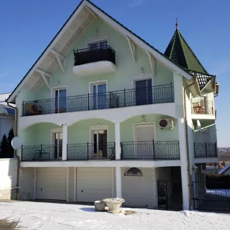 Apartament Asteria Fortuna Apartman *